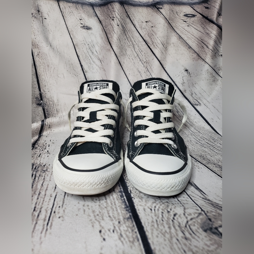 Unisex CONVERSE Chuck Taylor ALL STAR LOW TOP Black & White Size 7 Woman's